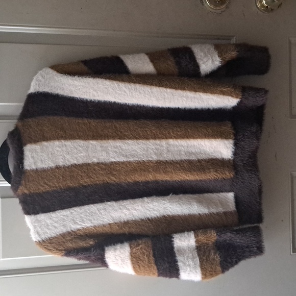 Industry The Great Fluffy Slouch Cardigan - Picture 9 of 13